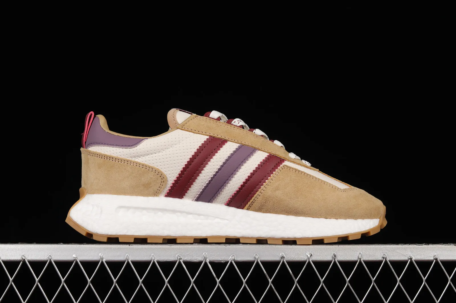 Adidas Originals Retropy E5 Hazy Beige Dark Red GW1644