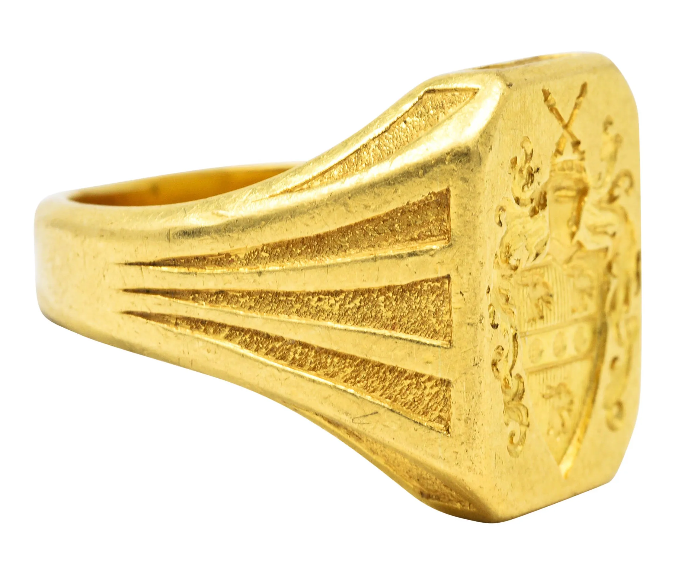 Art Deco 18 Karat Gold Chivalrous Heraldry Unisex Signet Ring