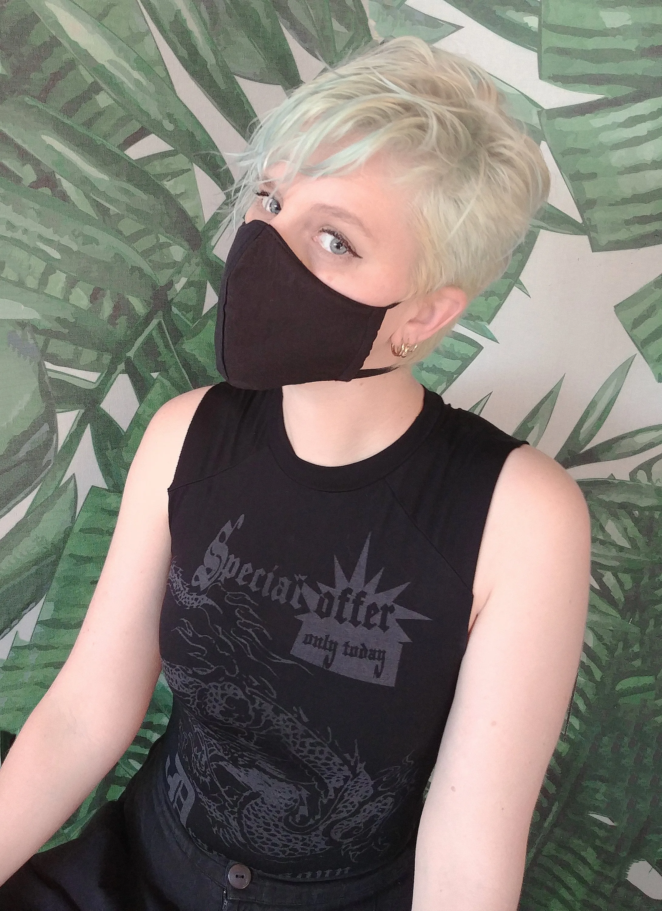 Classic black cotton reusable facemask