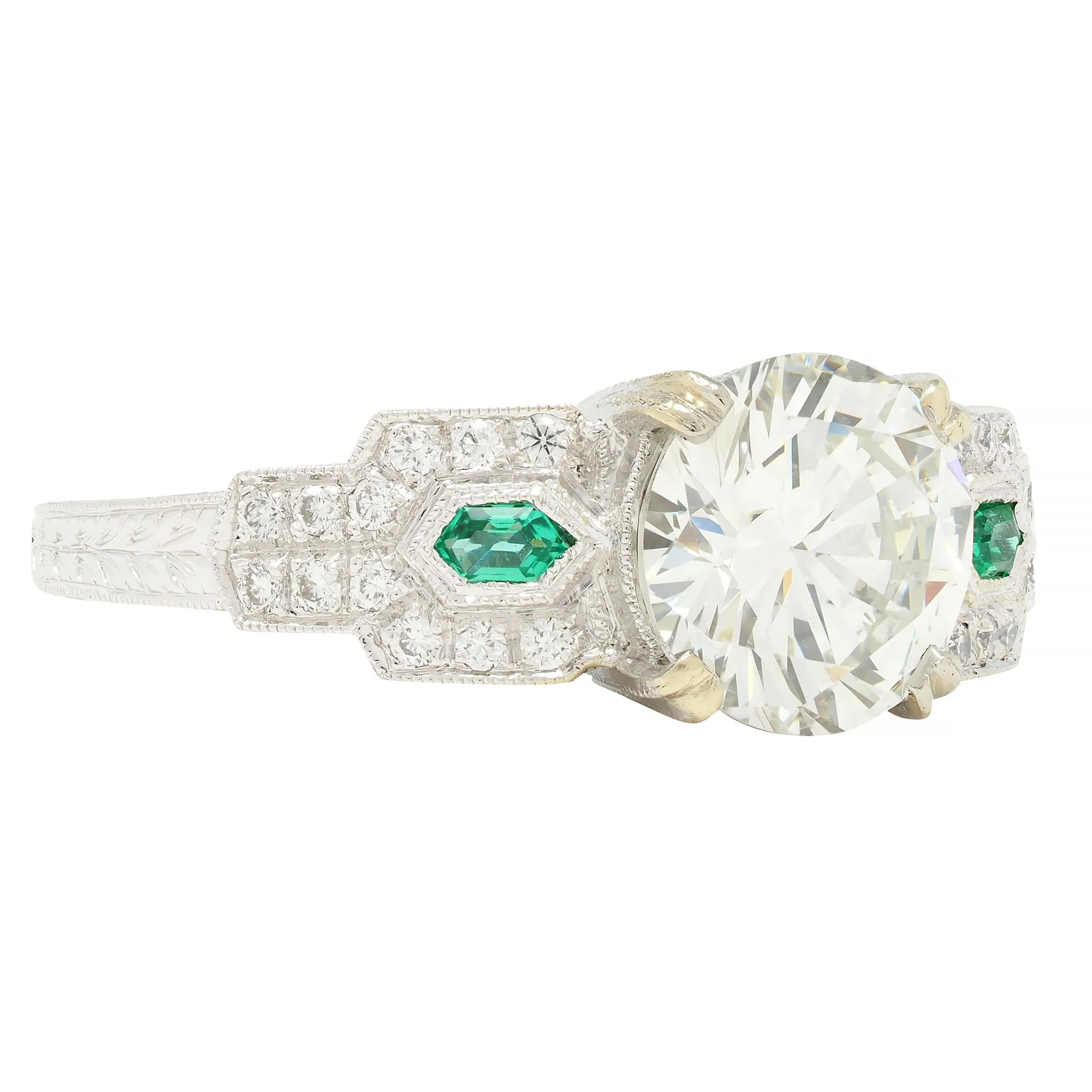 Contemporary 2.21 CTW Diamond Emerald 18 Karat White Gold Engagement Ring GIA