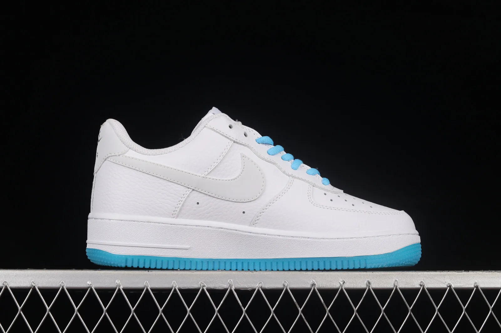 Nike Air Force 1 07 Low White Blue Crystal Black KH0806-168