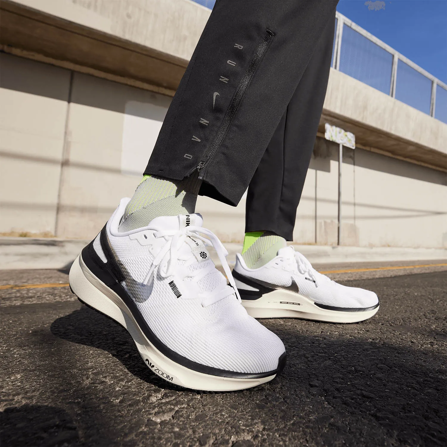 Nike Air Zoom Structure 25  White/Black/Sail/Coconut Milk