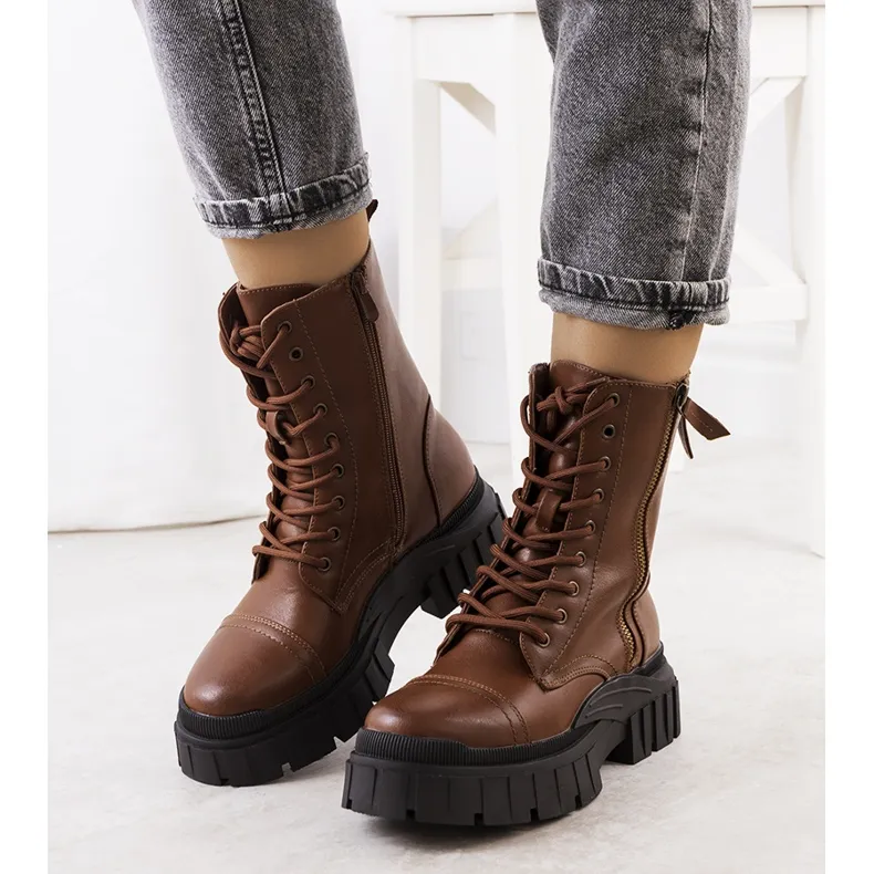 PA1 Brown Leeside boots